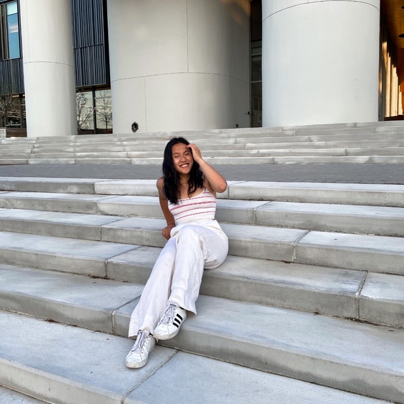 Meet your Posher, JJ - Picture 3 of 3